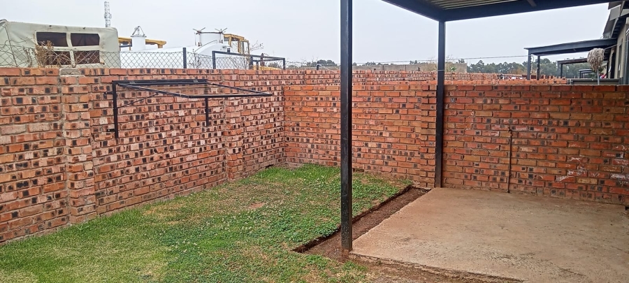 To Let 2 Bedroom Property for Rent in Quaggafontein Free State